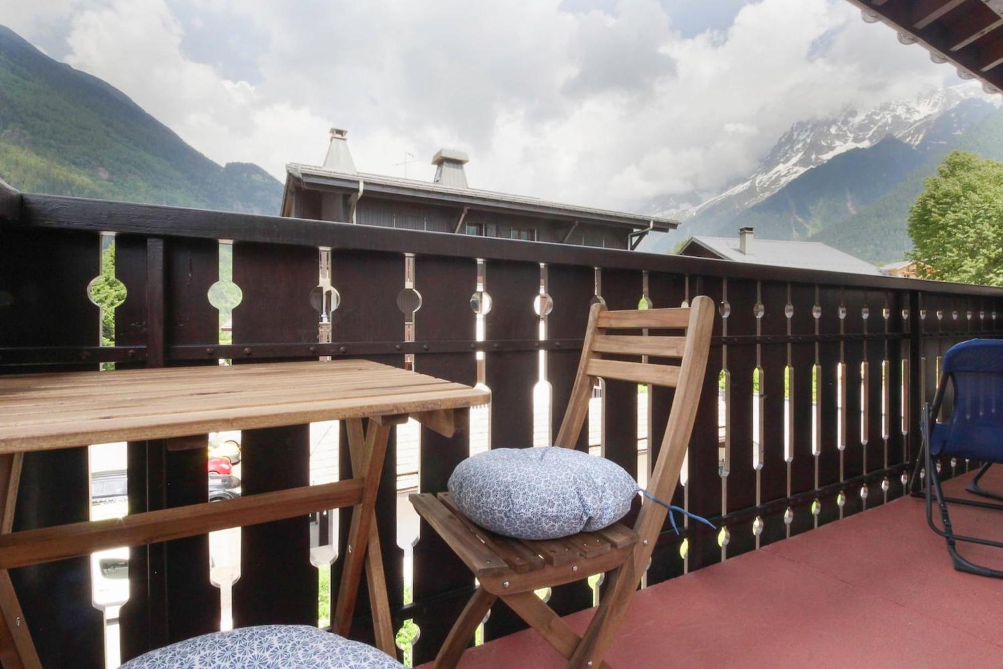 La Griaz - Chaleureux Et Cosy -Vue Sur Les Montagnes - Grand Balcon Apartment Les Houches Bagian luar foto