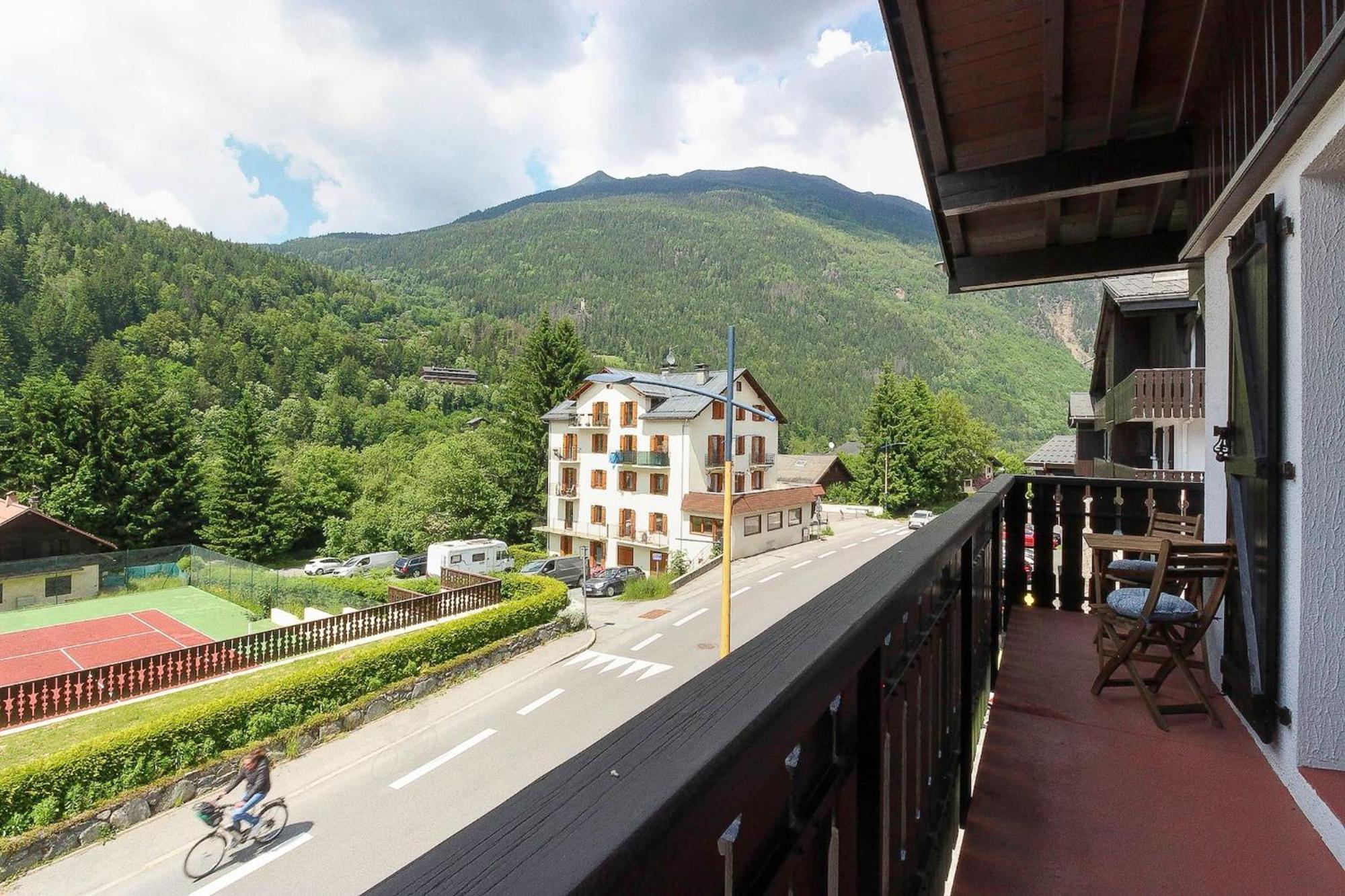 La Griaz - Chaleureux Et Cosy -Vue Sur Les Montagnes - Grand Balcon Apartment Les Houches Bagian luar foto